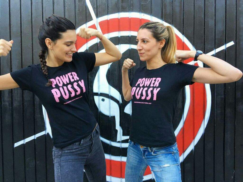 Activistas Sara y Marta DeVermut